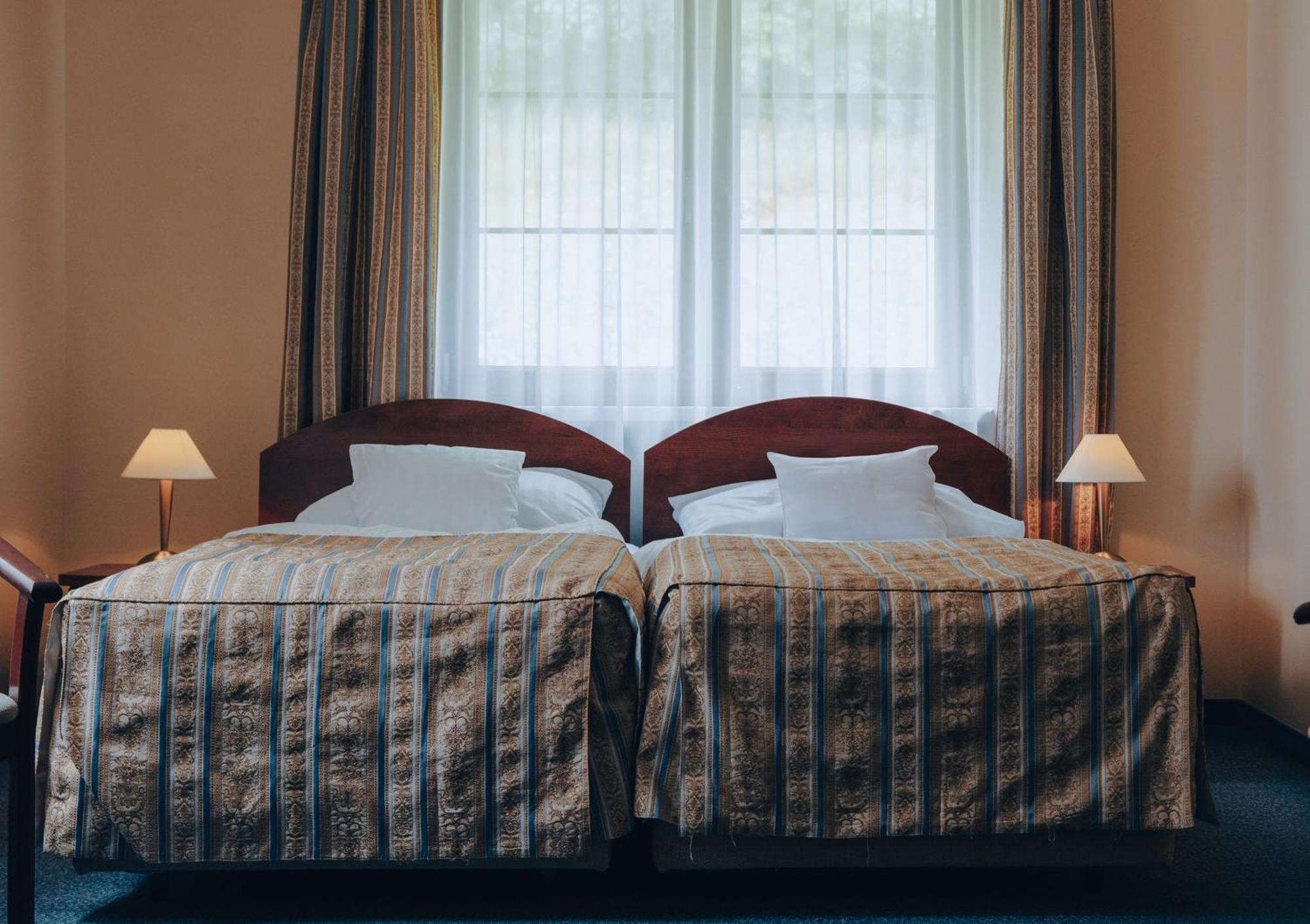 Hotel Le Mont Medical & Spa Świeradów-Zdrój Esterno foto