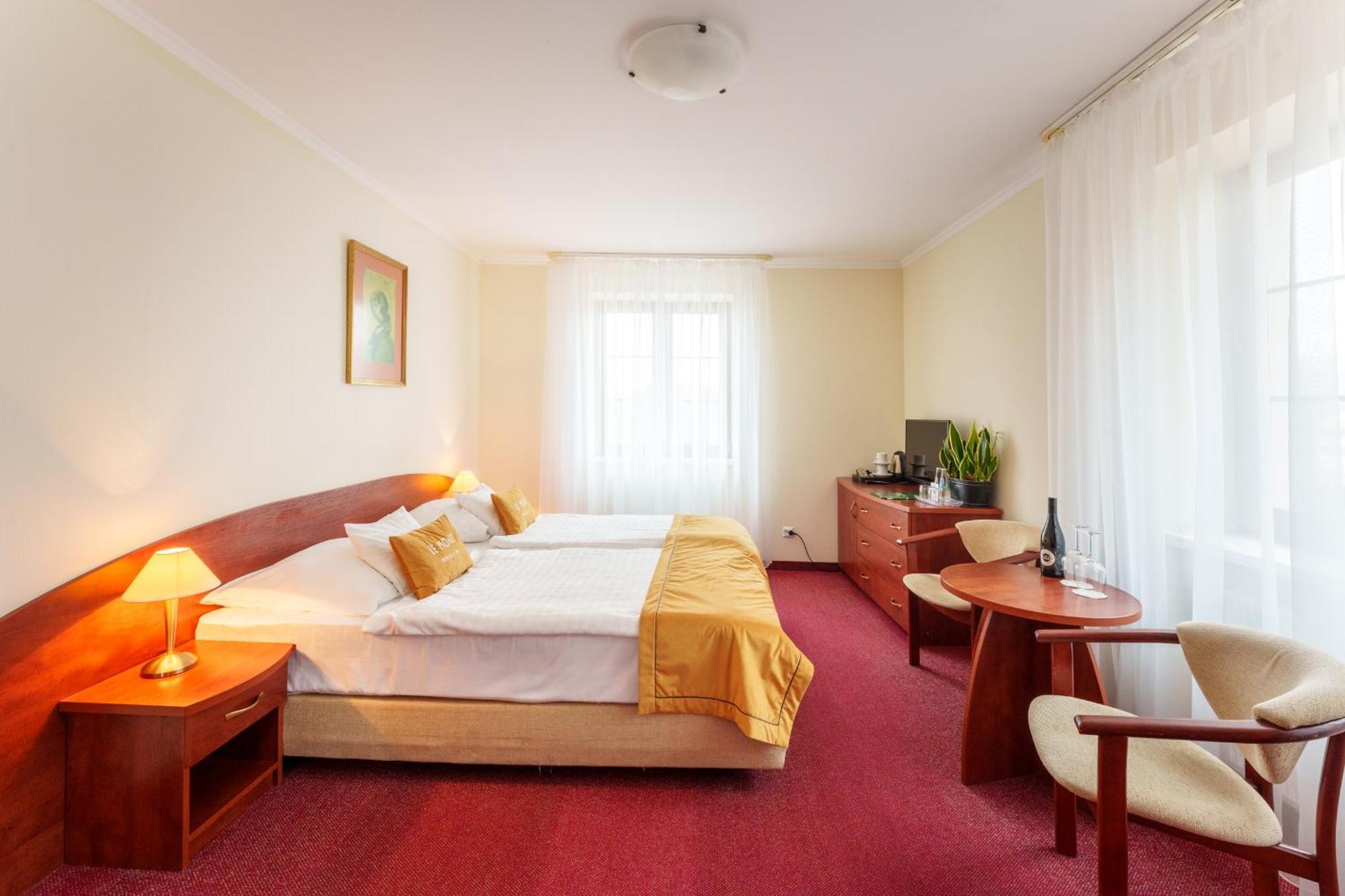 Hotel Le Mont Medical & Spa Świeradów-Zdrój Esterno foto