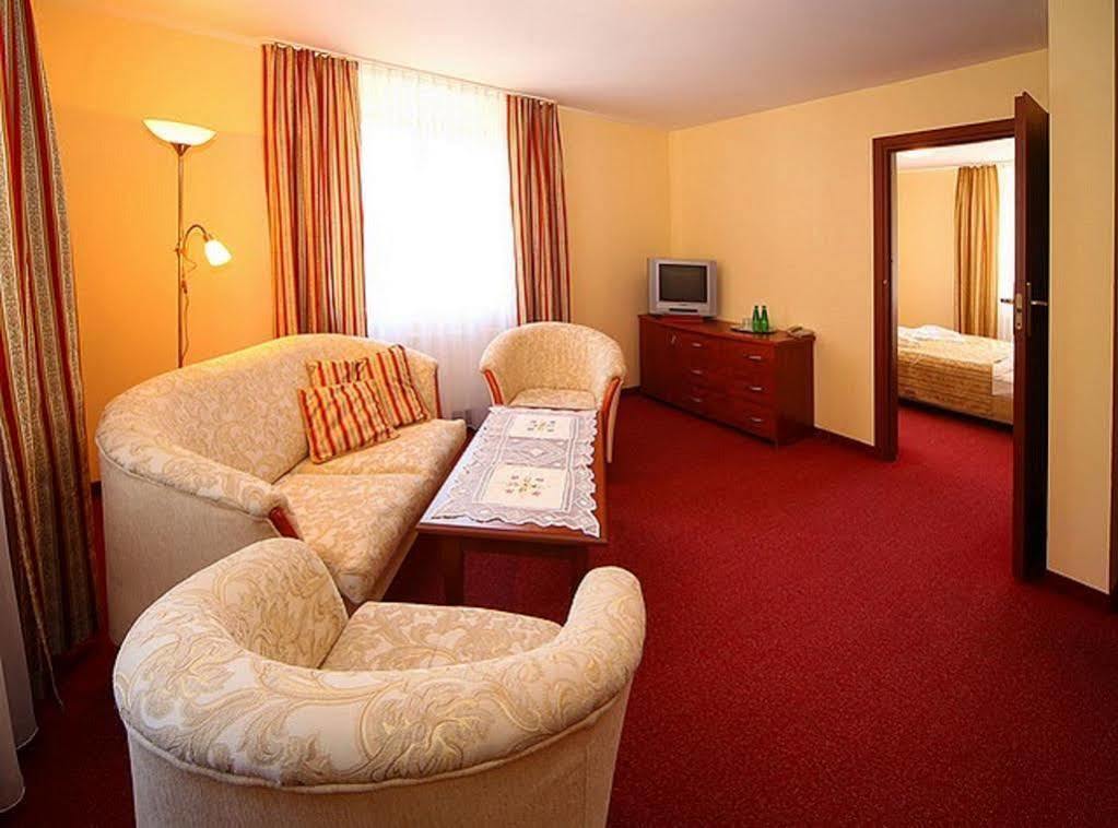 Hotel Le Mont Medical & Spa Świeradów-Zdrój Esterno foto